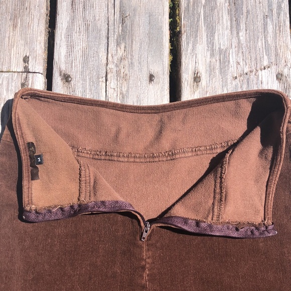 Vintage chocolate corduroy floral appliqué skirt - Picture 8 of 9